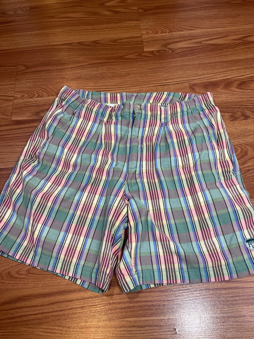 Vintage PCH Men's Multicolor Plaid Shorts size 34